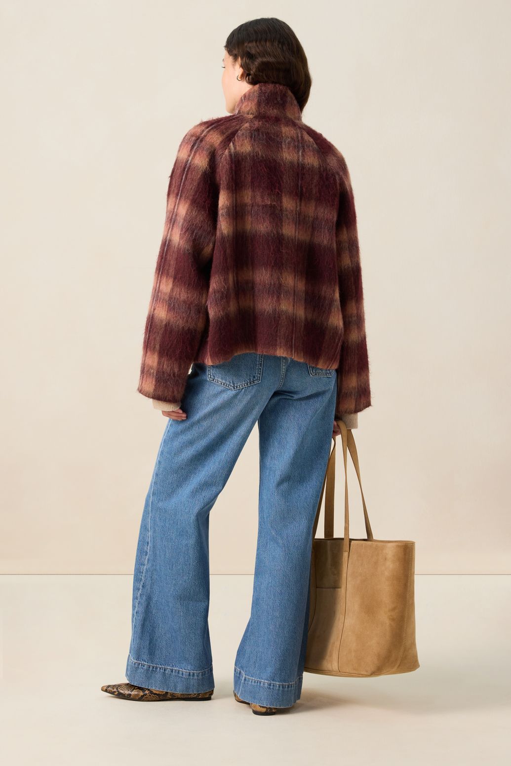 Donkerrode wollen geruite jas