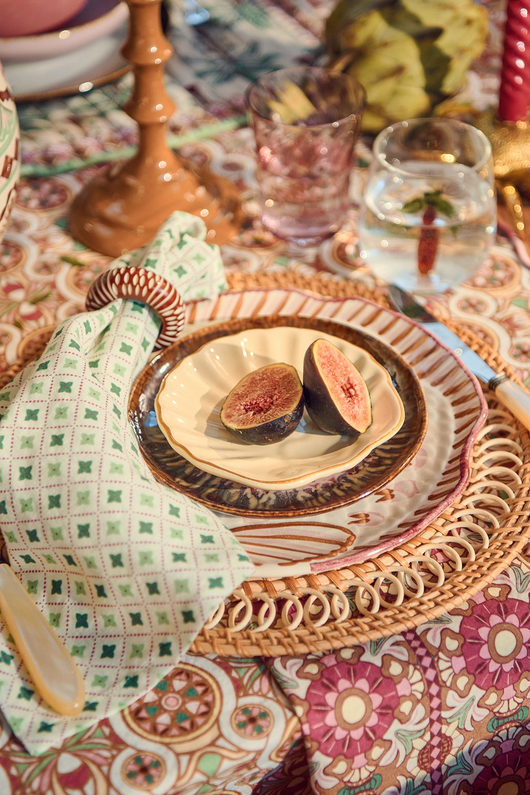 Rattan-Tischset - hellbraun