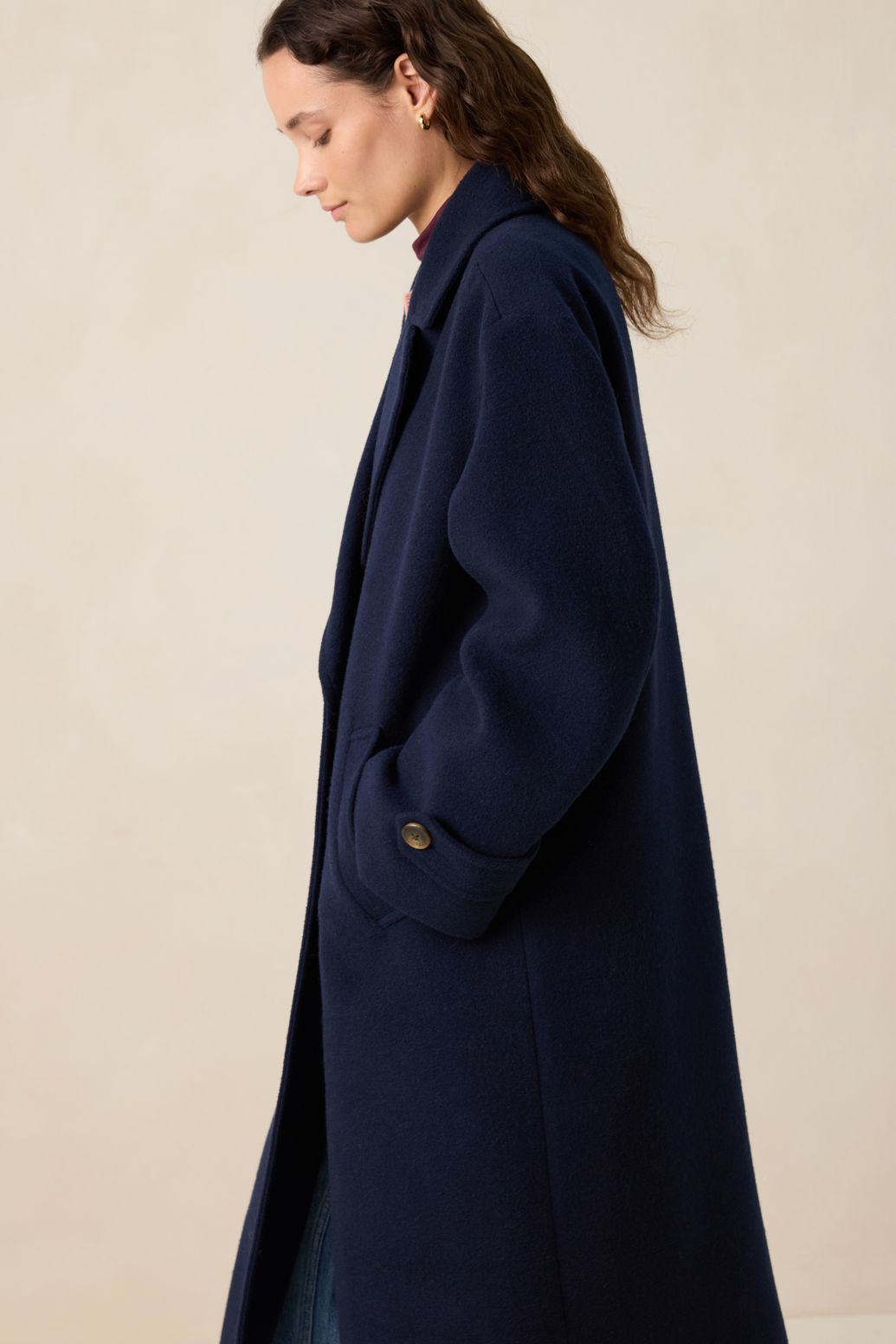 Donkerblauwe wollen jas