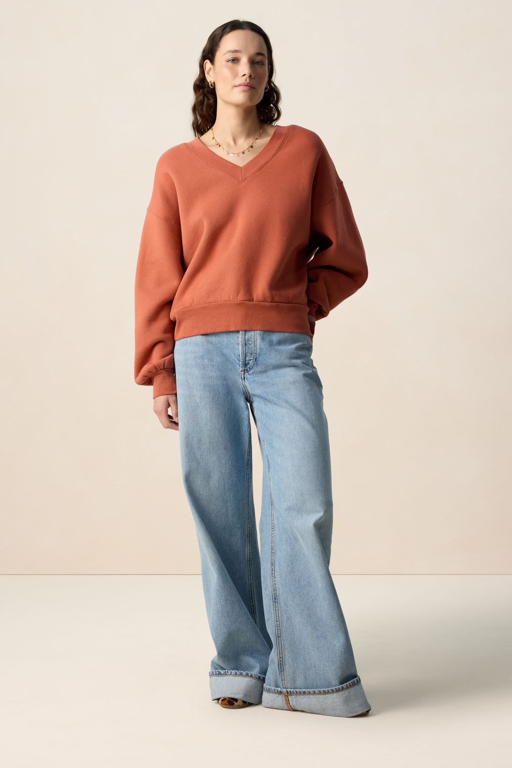 Sweat avec col V - rouge