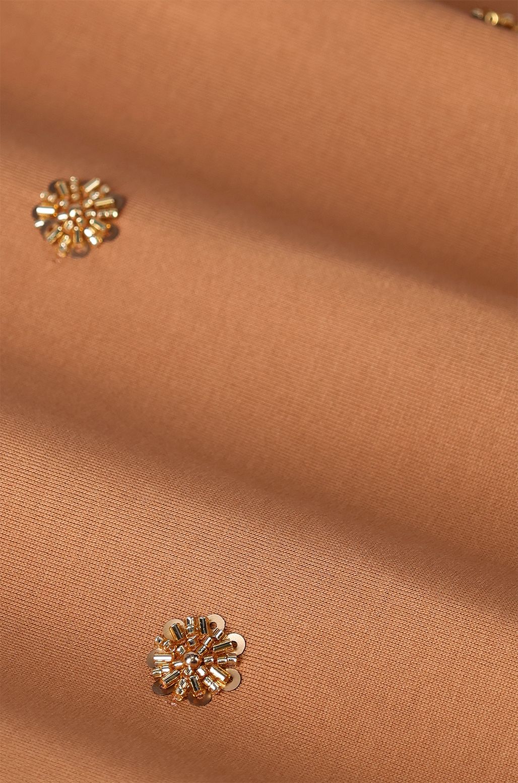 T-Shirt aus Jersey mit Perlenstickerei - braun