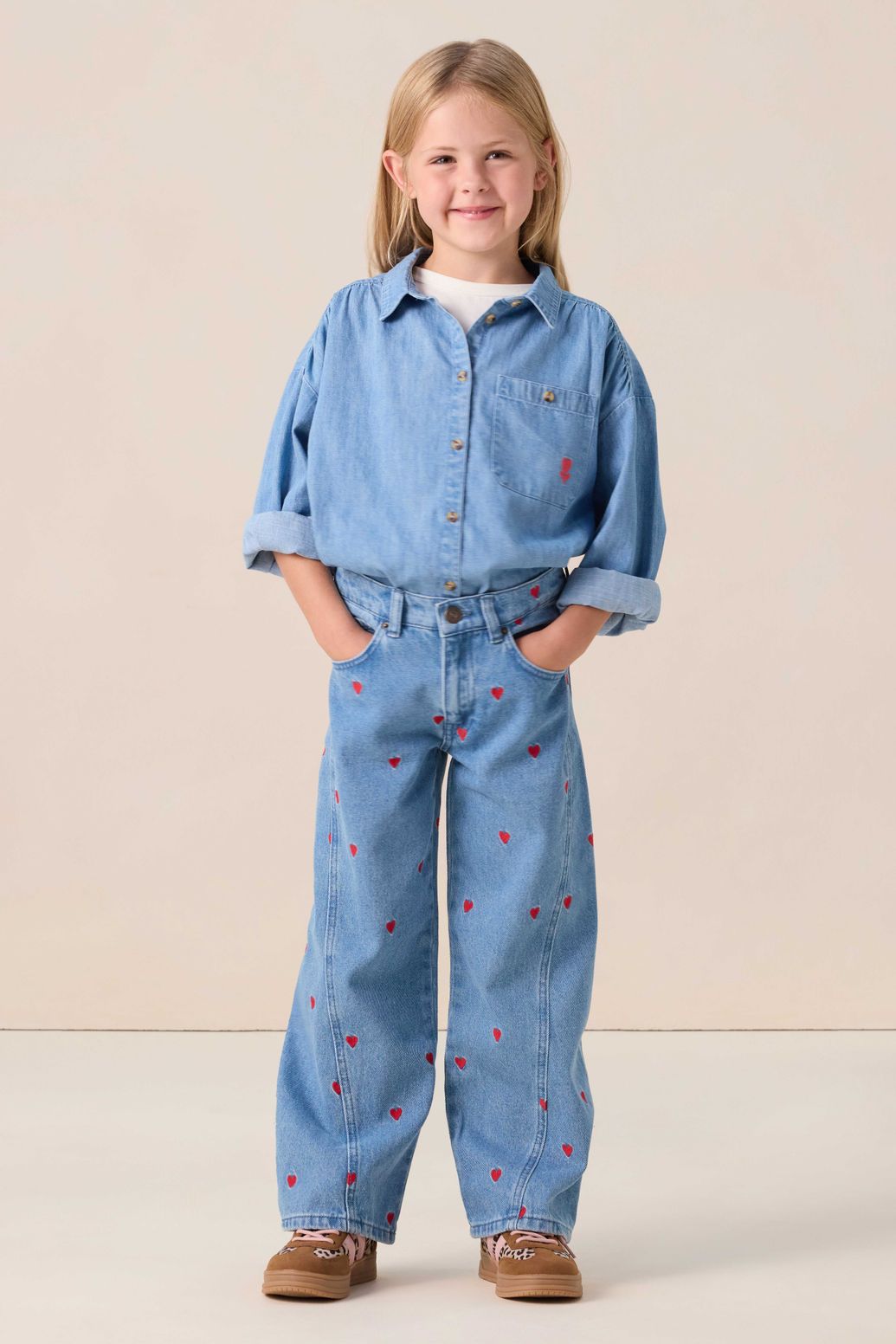 Blauwe denim blouse met hartje