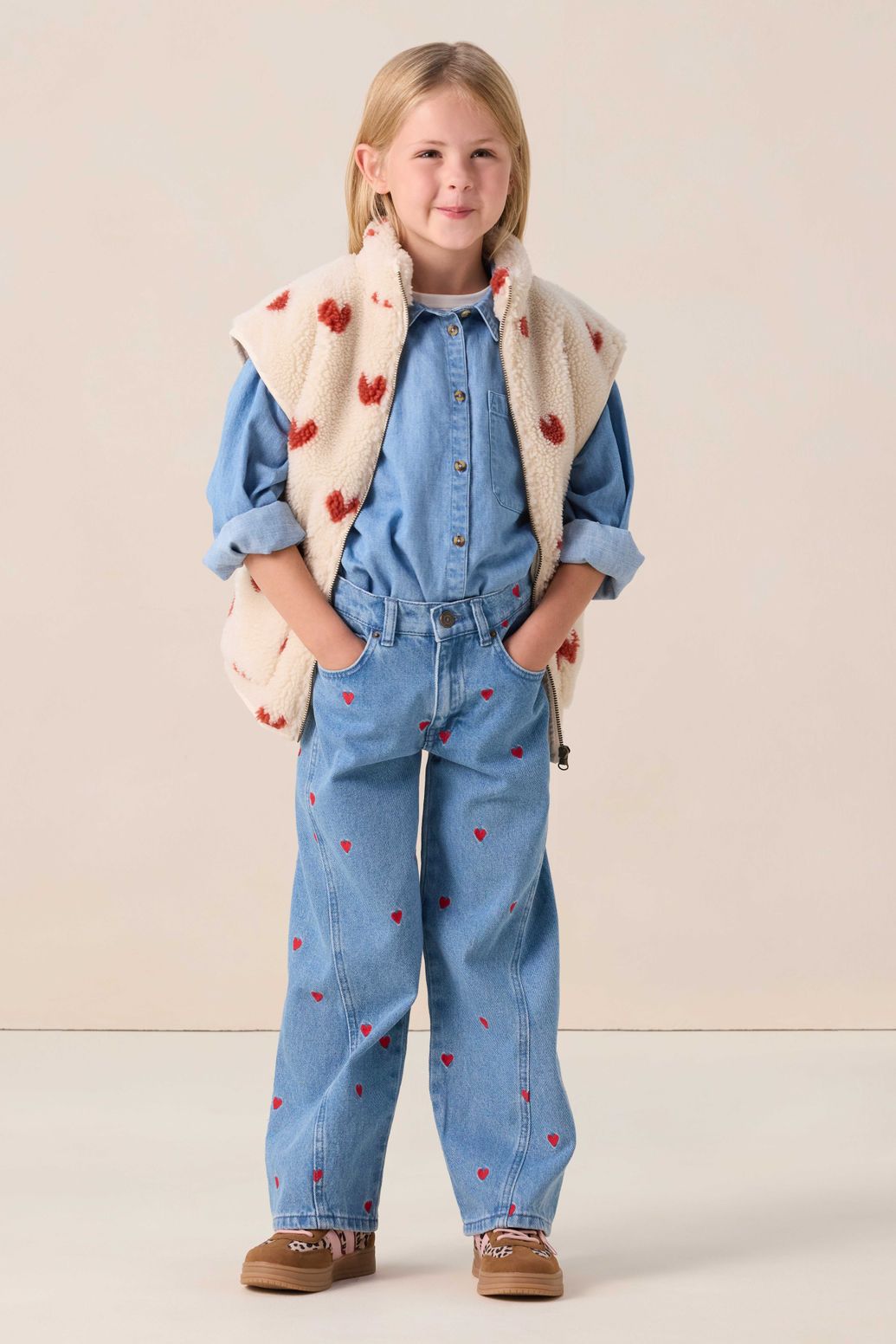 Blauwe straight leg jeans met hartjes