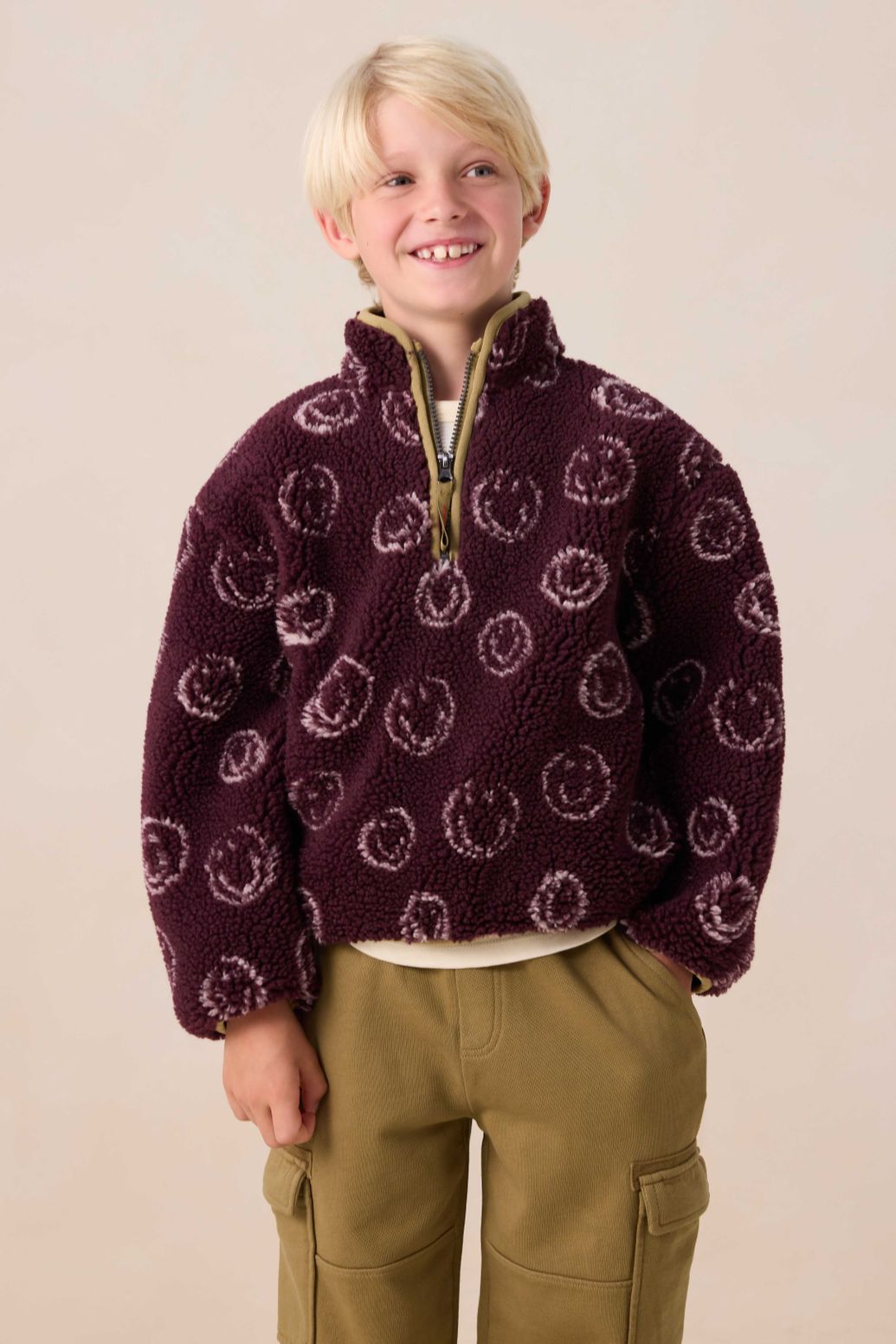 Teddy-Sweater mit Smiley-Print - dunkelrot