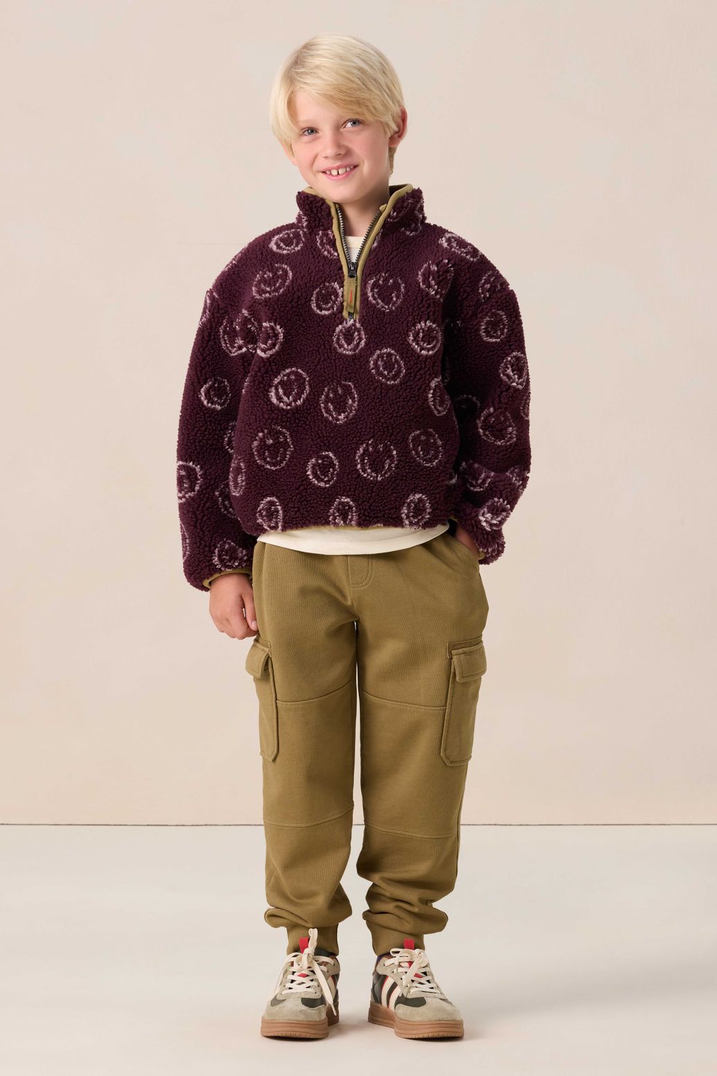 Teddy-Sweater mit Smiley-Print - dunkelrot
