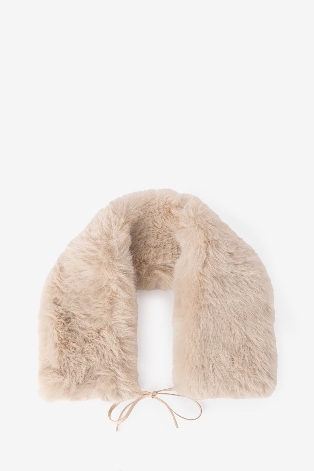Beige faux fur sjaal