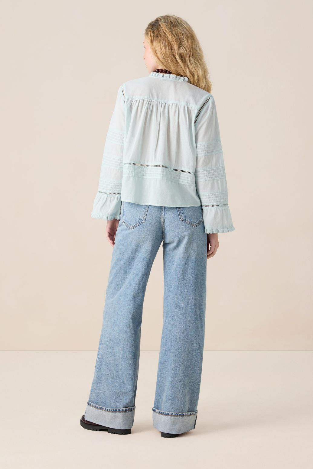 Lichtgroene blouse met emboridery