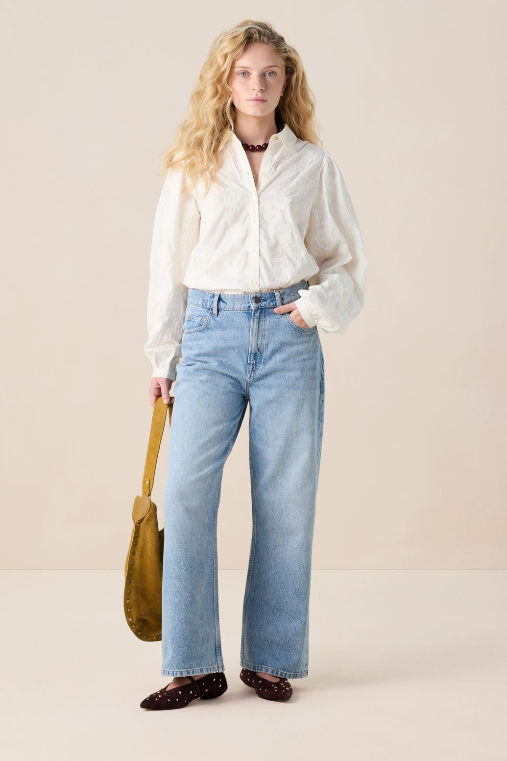 Witte blouse met embroidery