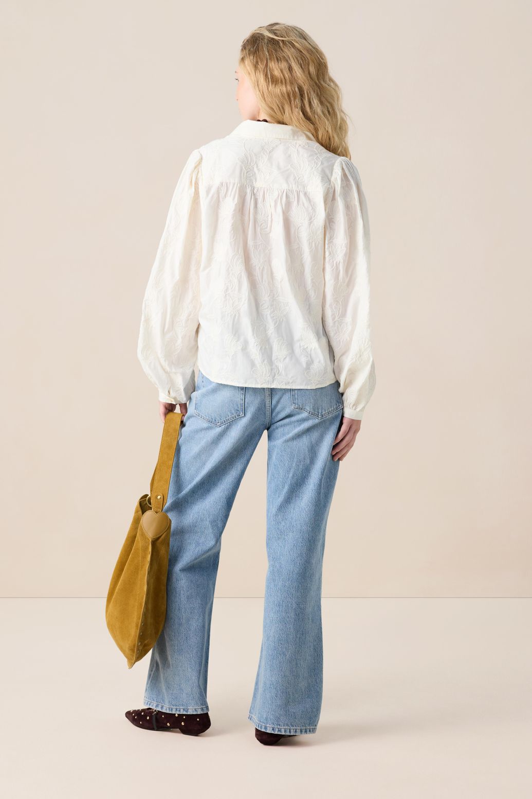 Witte blouse met embroidery