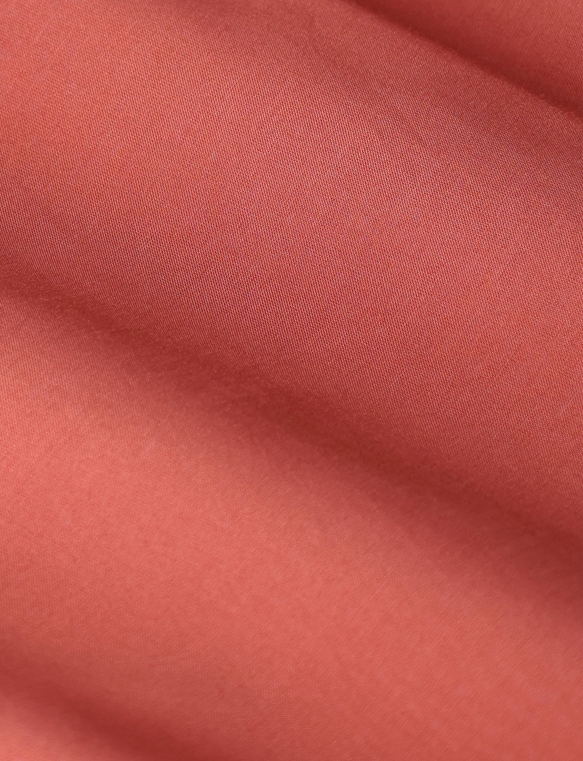 Rode blouse met pofmouwen