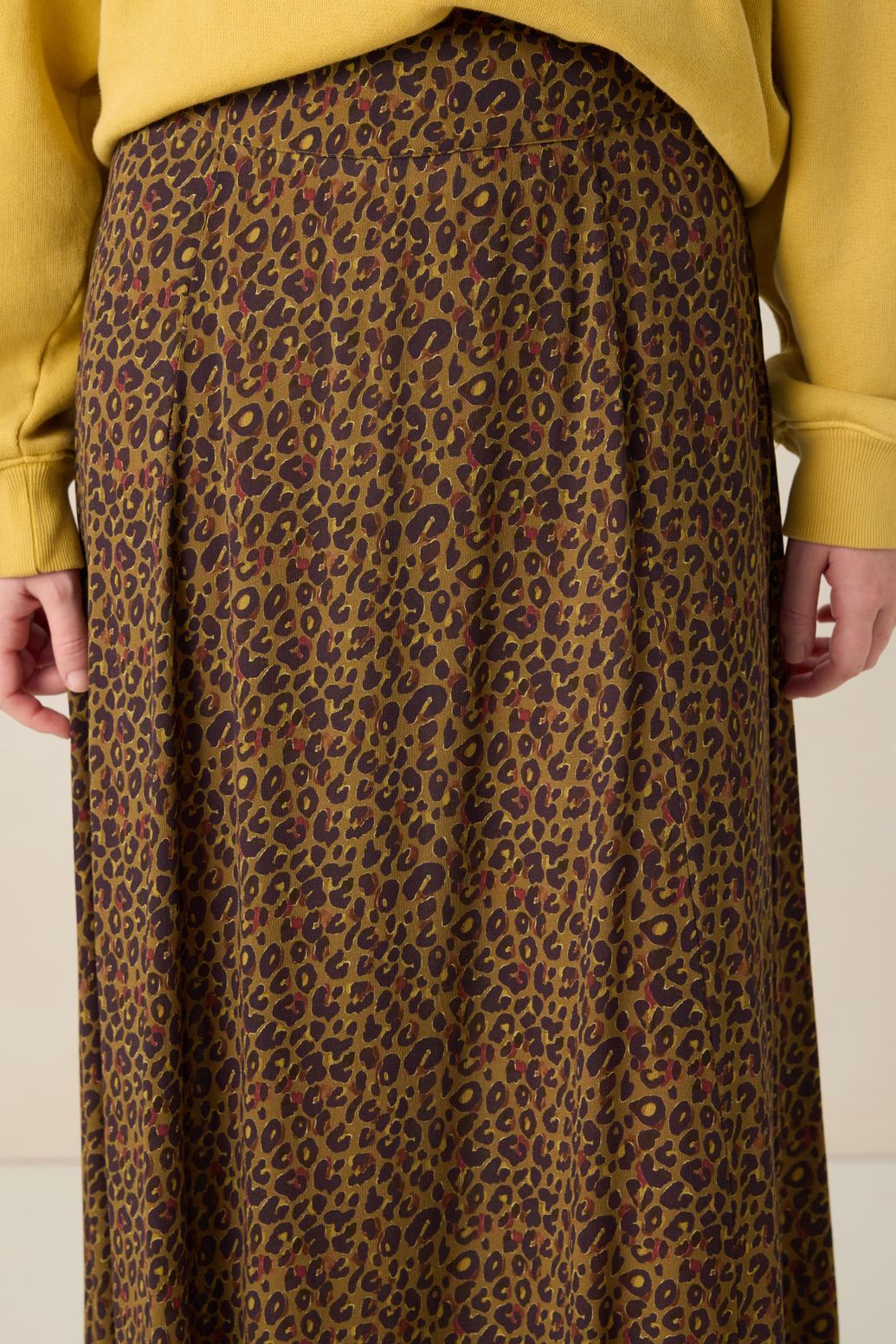 Donkergroene maxi rok met leopard print