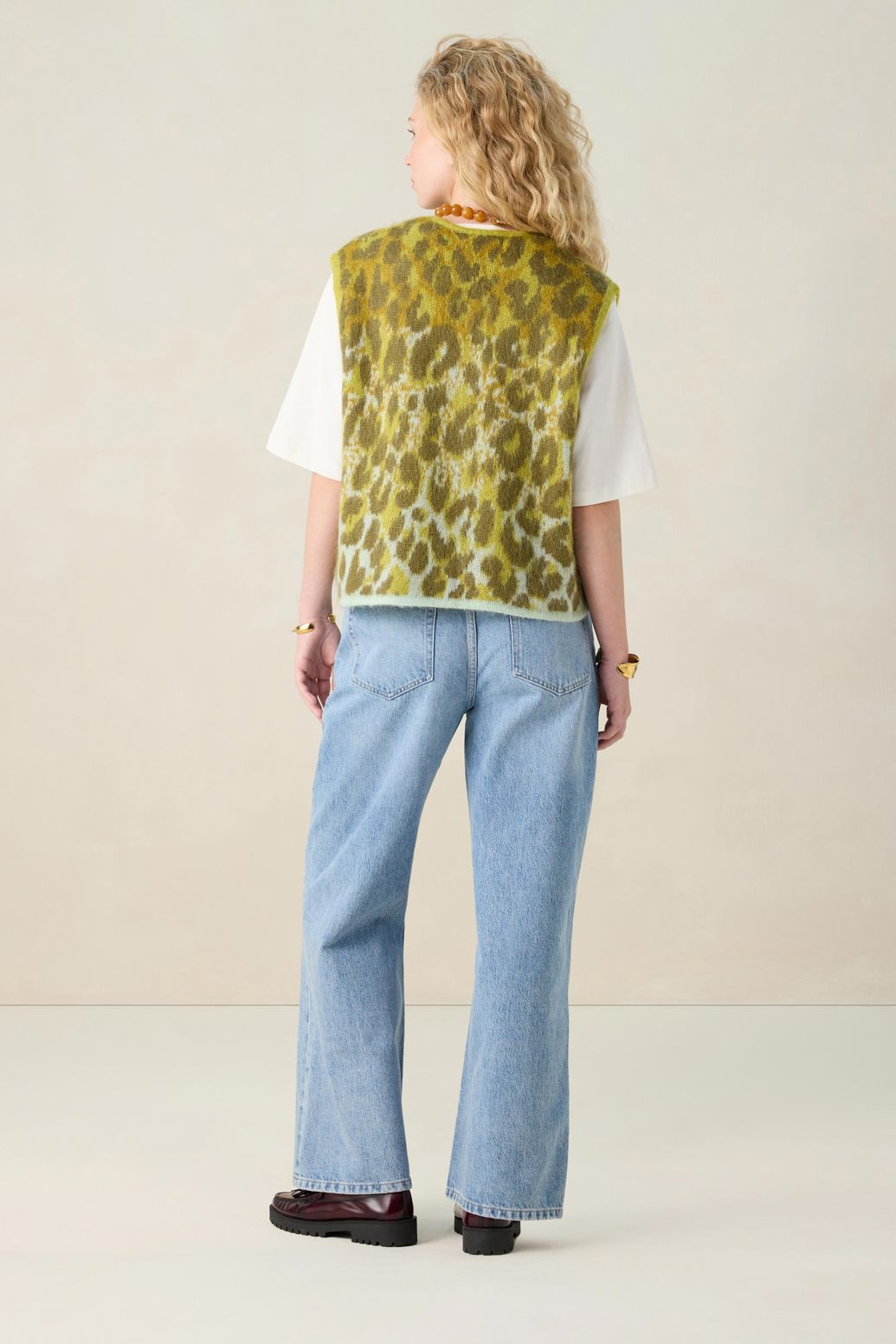 Donkergroen vest met leopard print