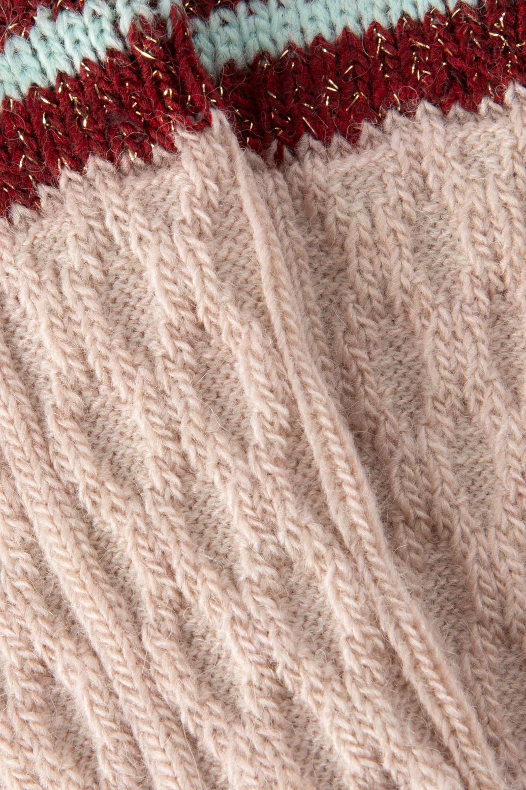 Socken mit Kabelmuster und Streifen - rosa