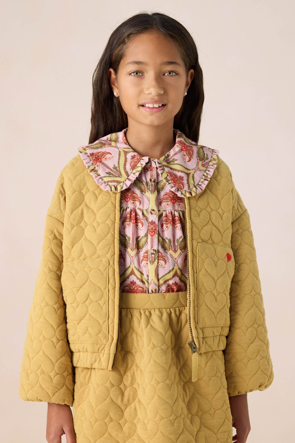 Steppjacke mit Herzmuster - gelb