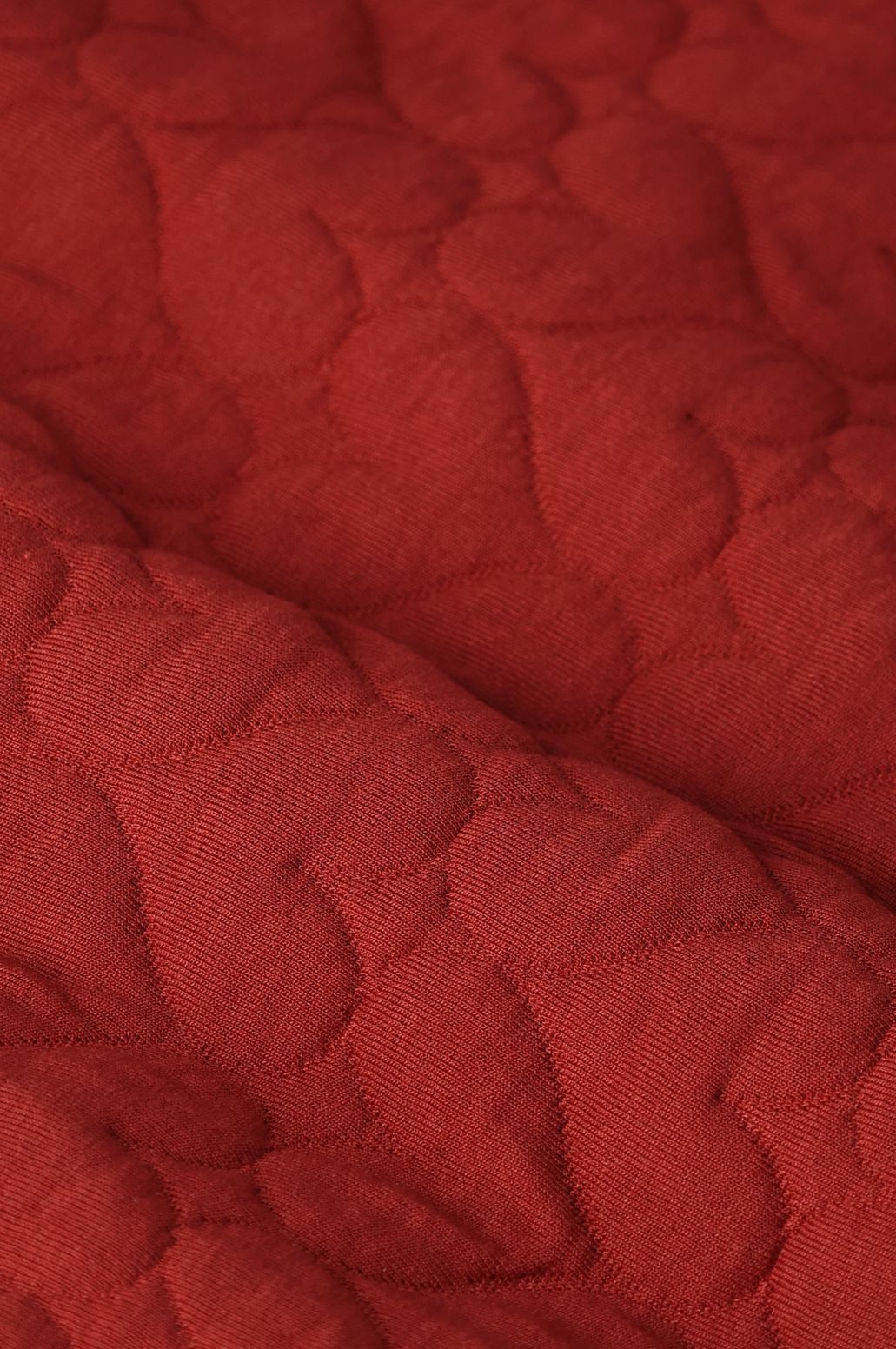 Veste matelassée avec cœurs - rouge foncé