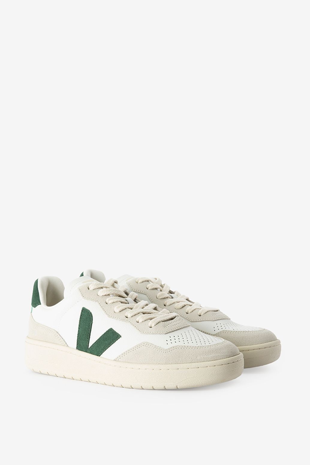 Veja witte leren sneaker V-90