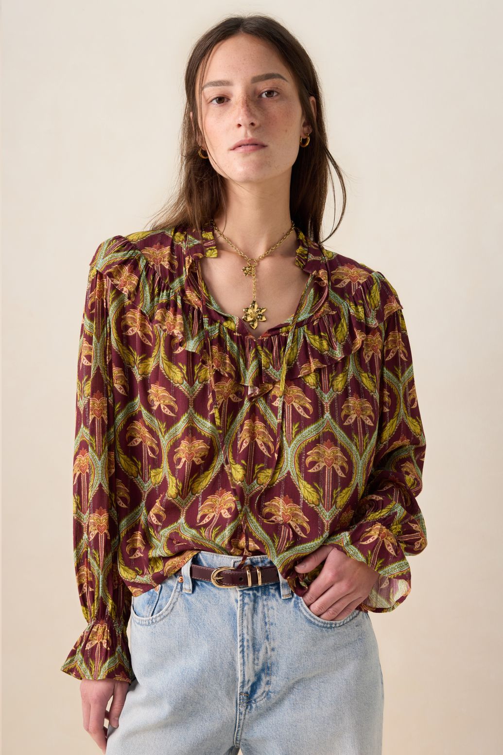 Donkerrode blouse met palm print