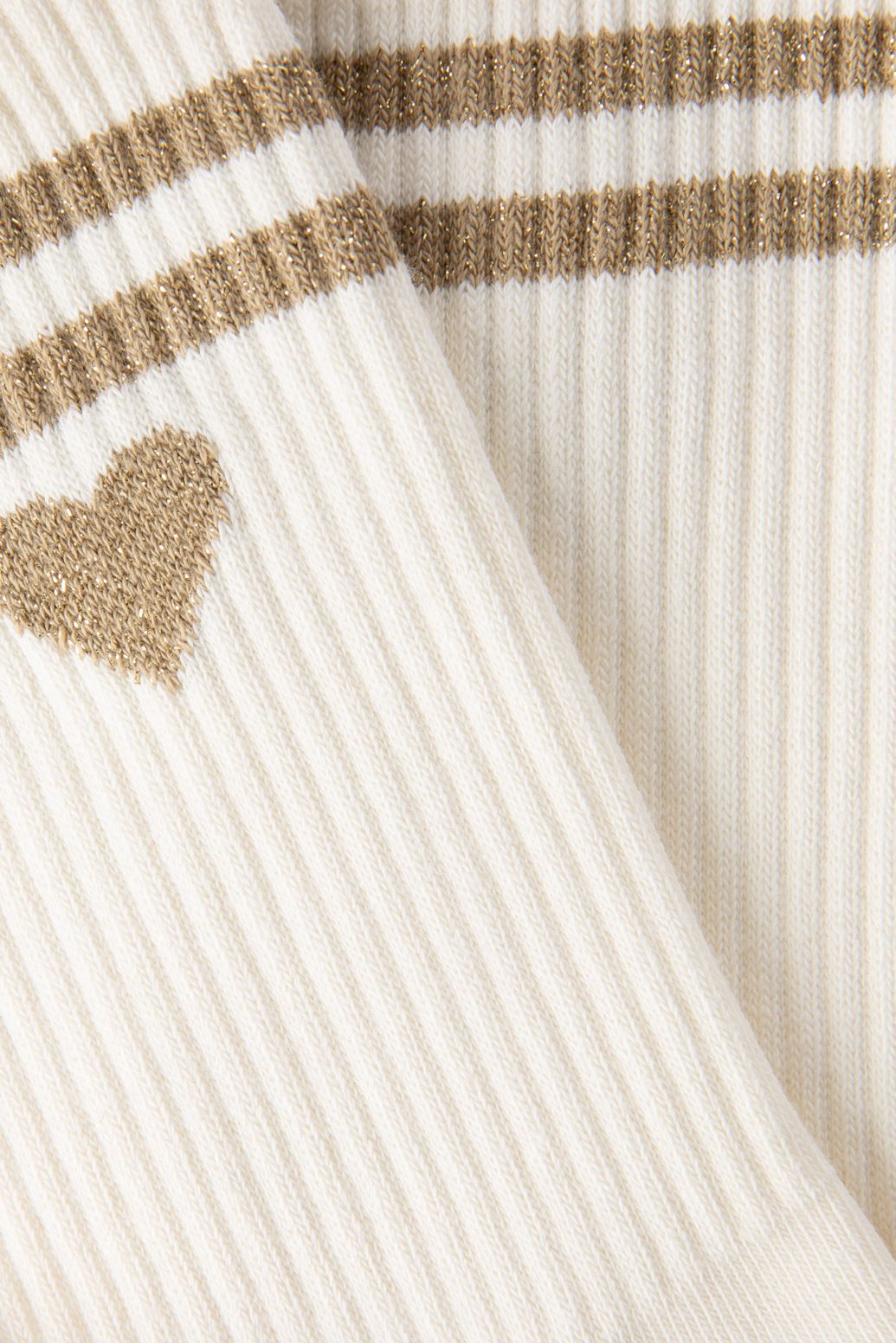 Witte sokken met hartje