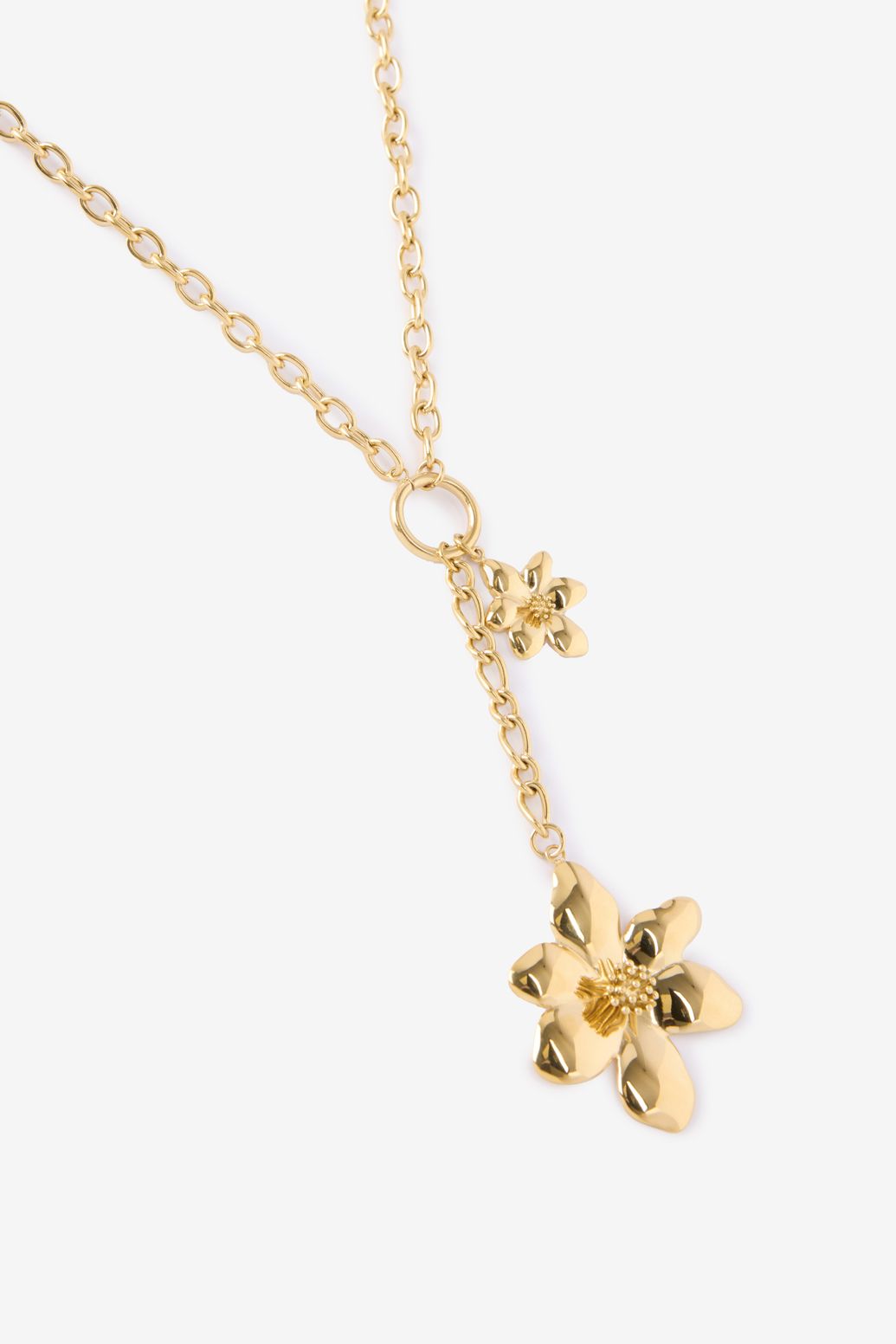 Collier plaqué or avec fleurs