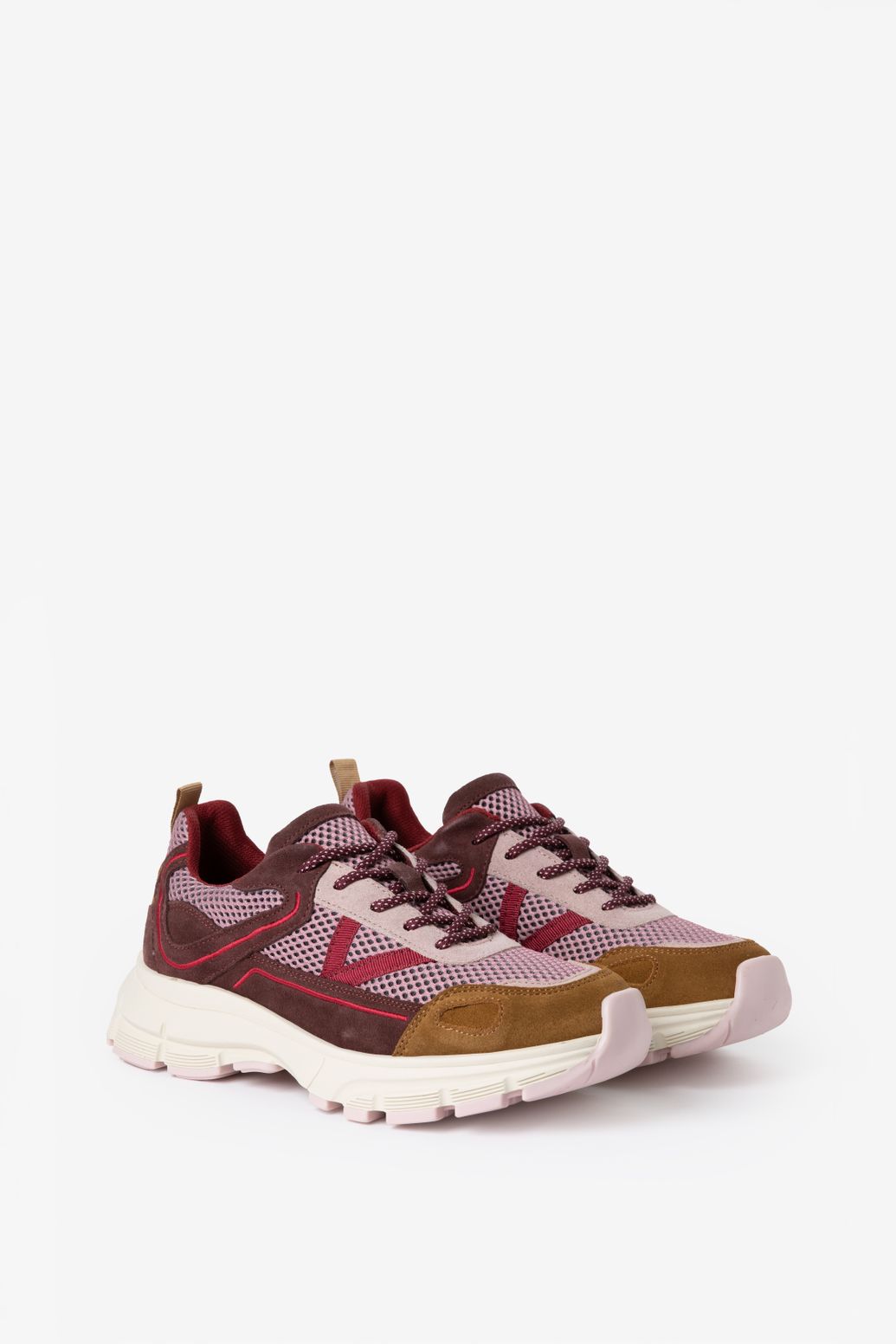 Lichtpaarse suède sneakers