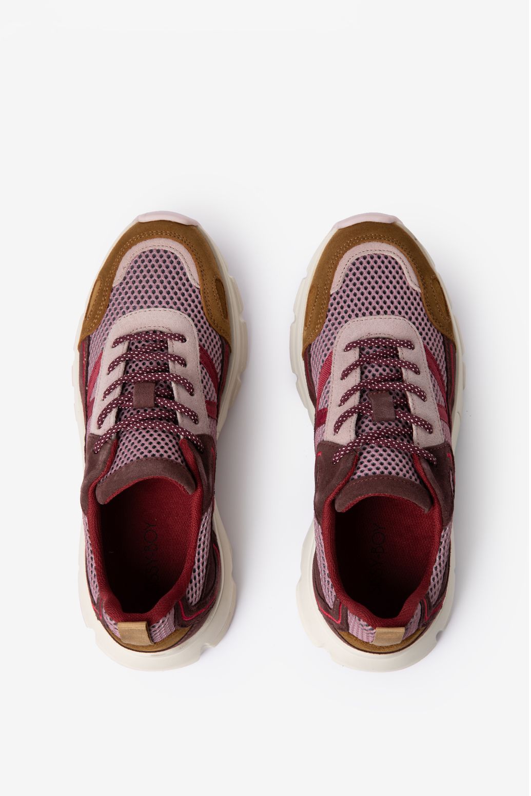 Lichtpaarse suède sneakers