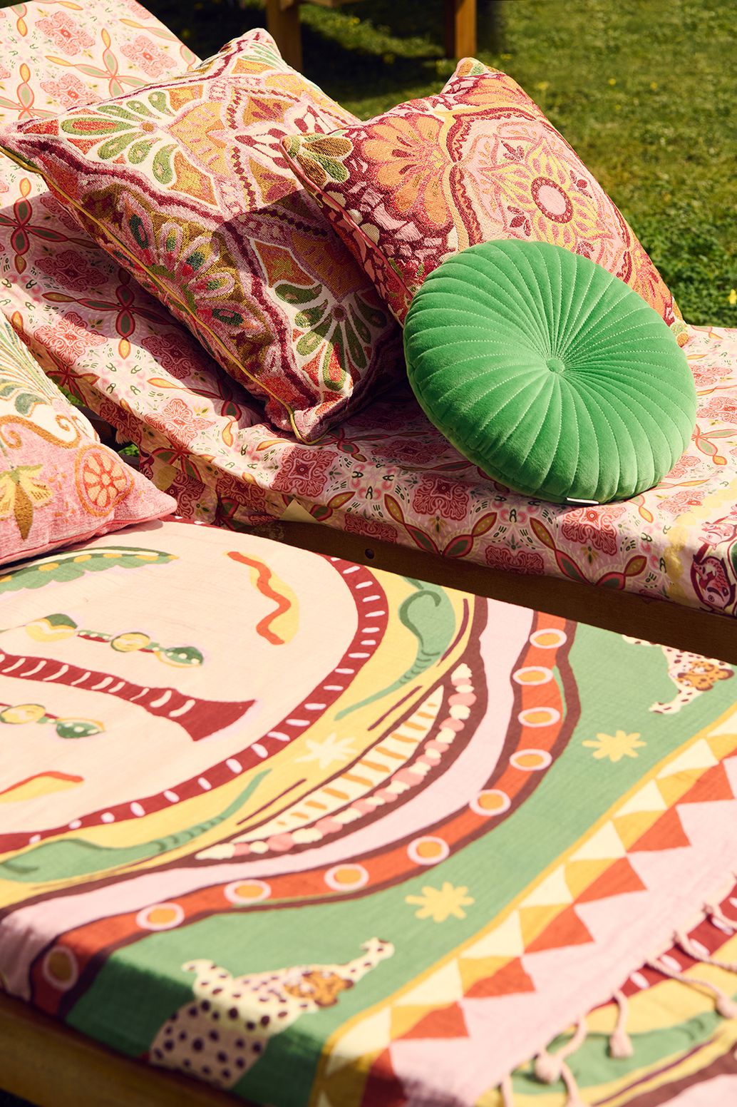 Coussin rond en velours - vert