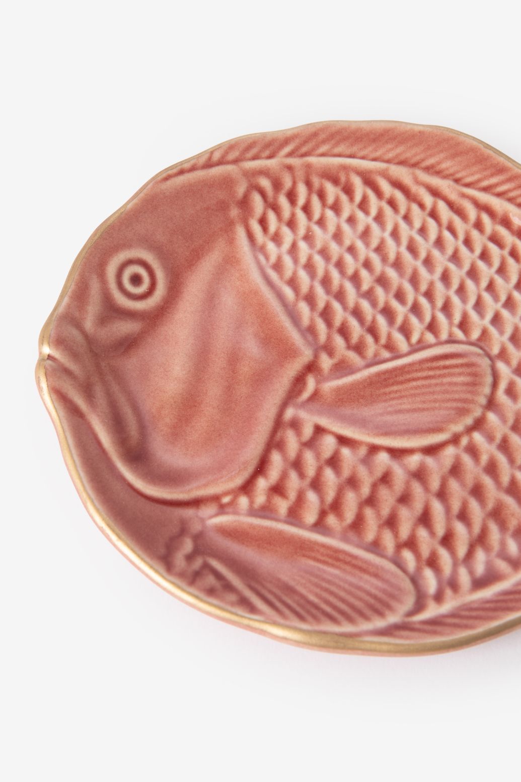 Donkerroze vis dessertbord