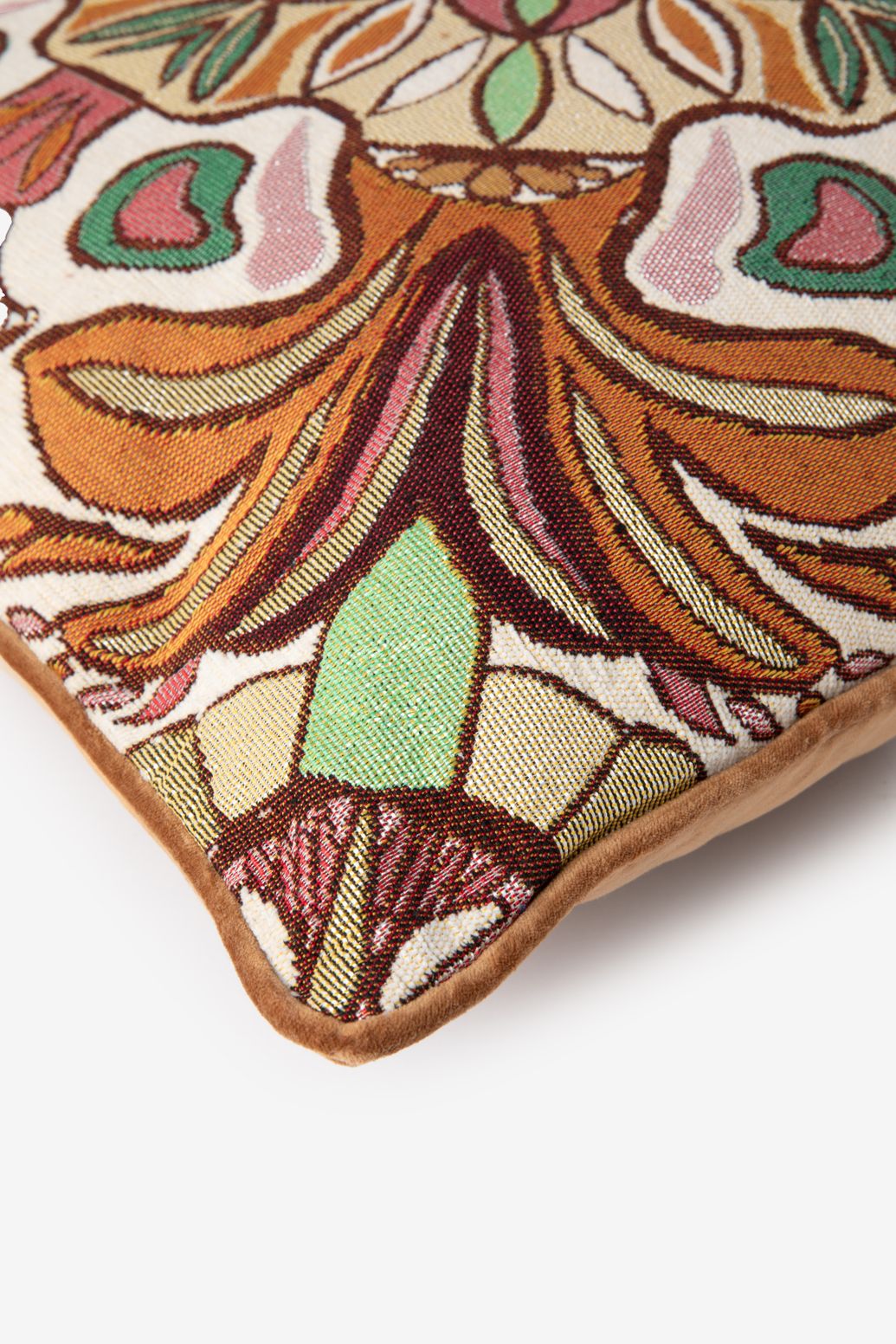 Gemustertes Kissen - mehrfarbig