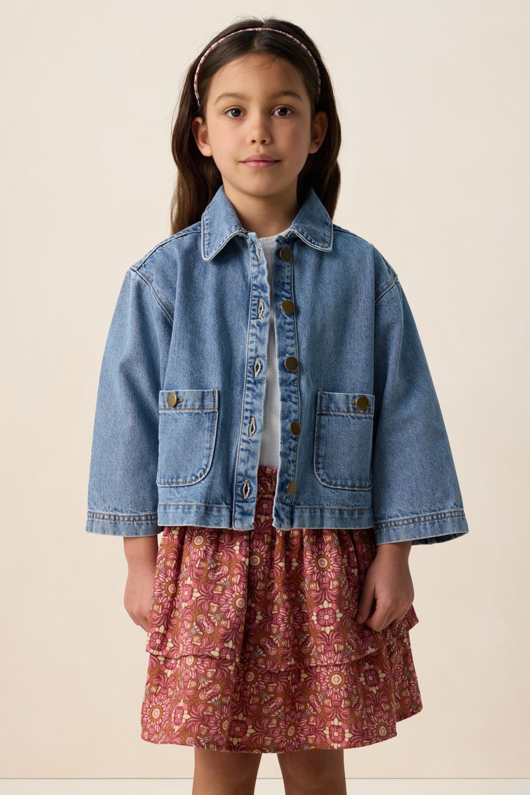 Jeansjacke mit aufgenähten Taschen - blau