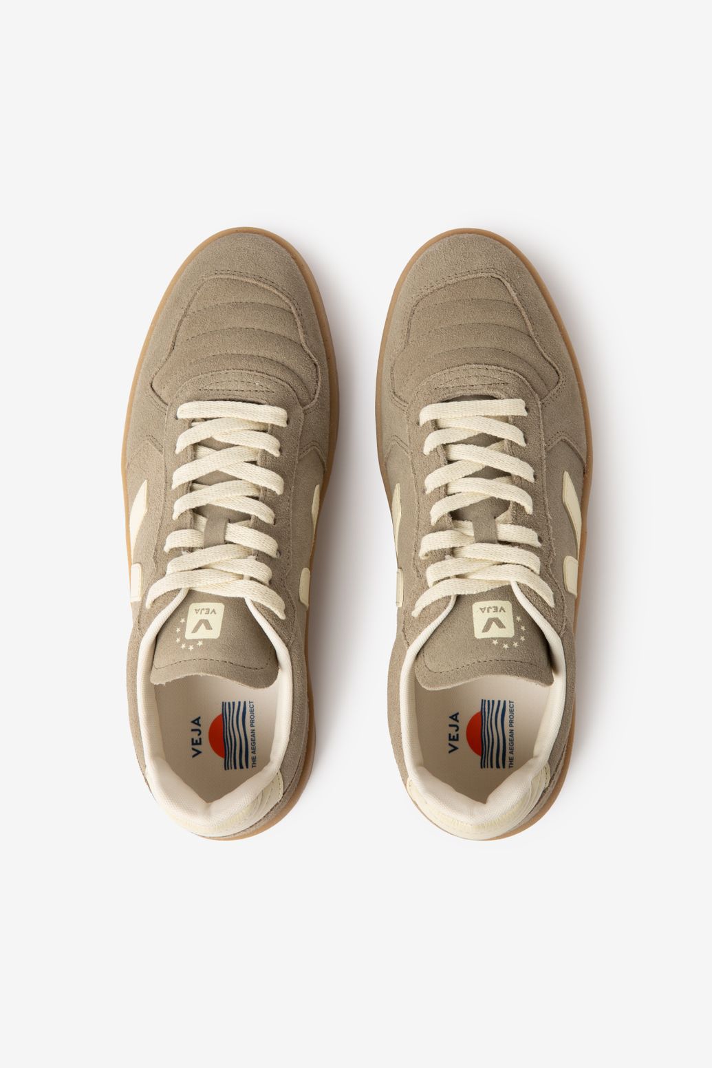 Veja Baskets en daim - beige