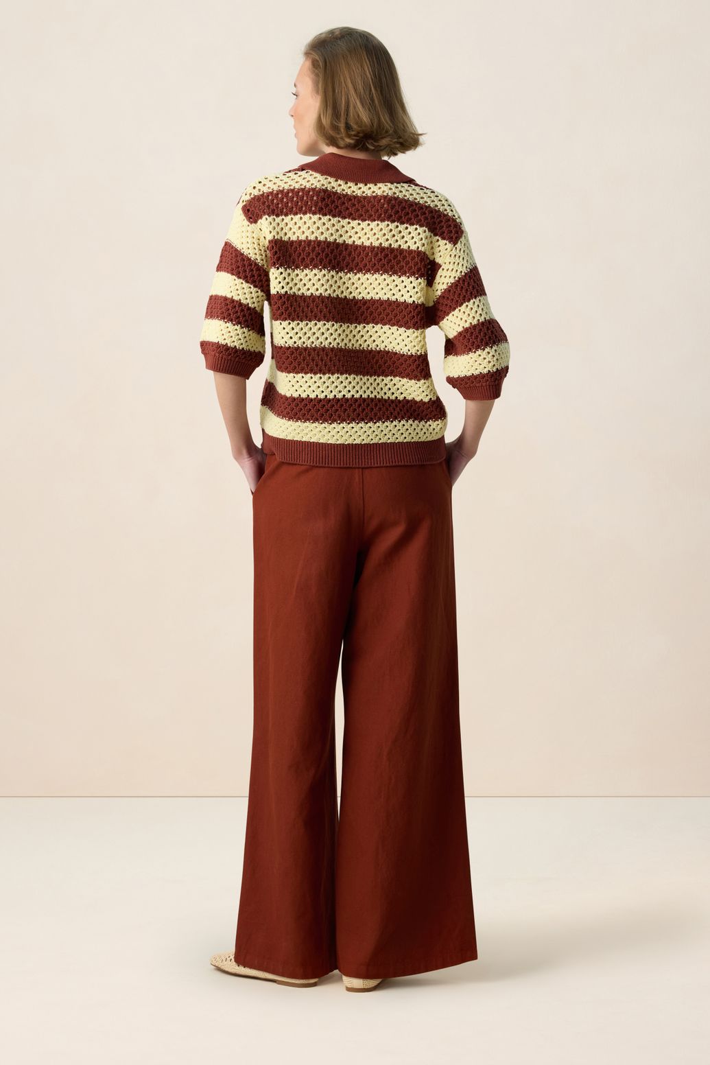 Donkerrode gebreide polo