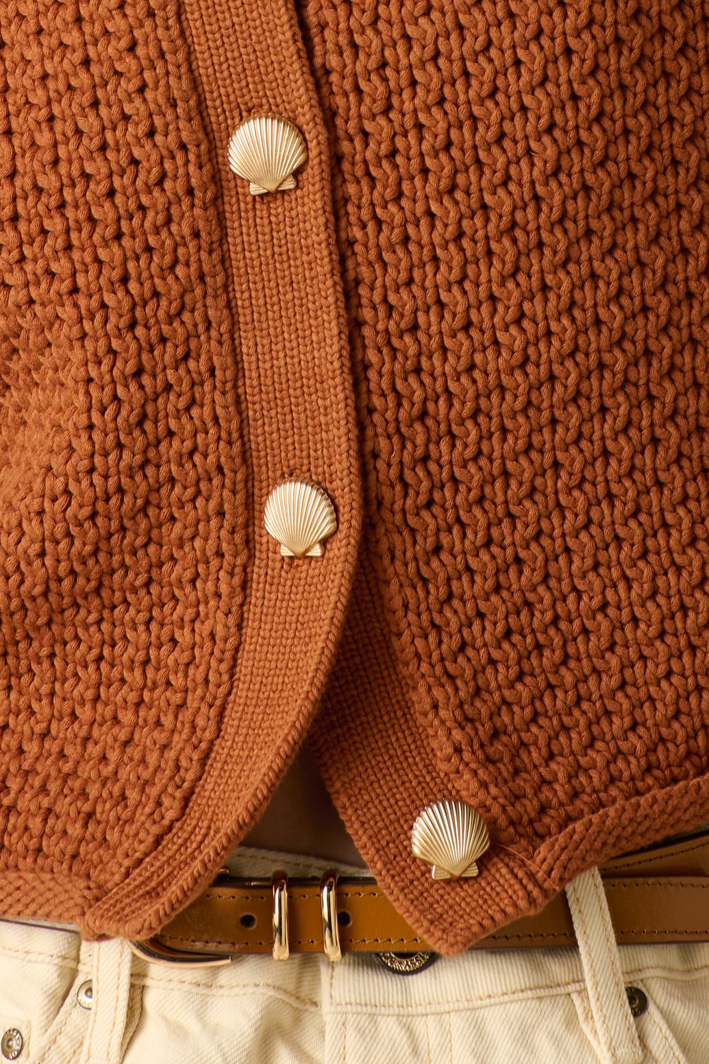 Donkerbruin gebreid vest
