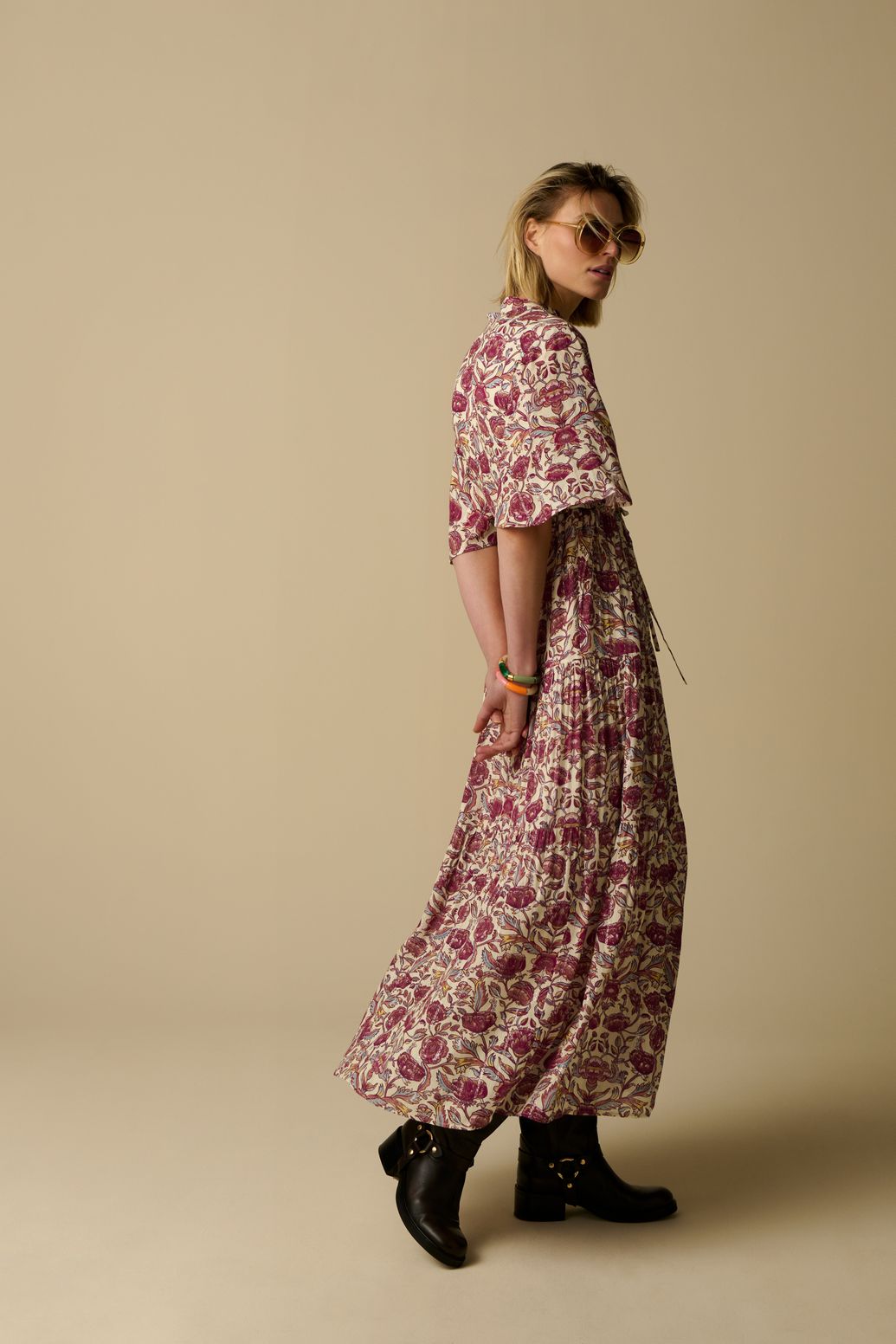 Kleid mit Blumenmuster - weiß