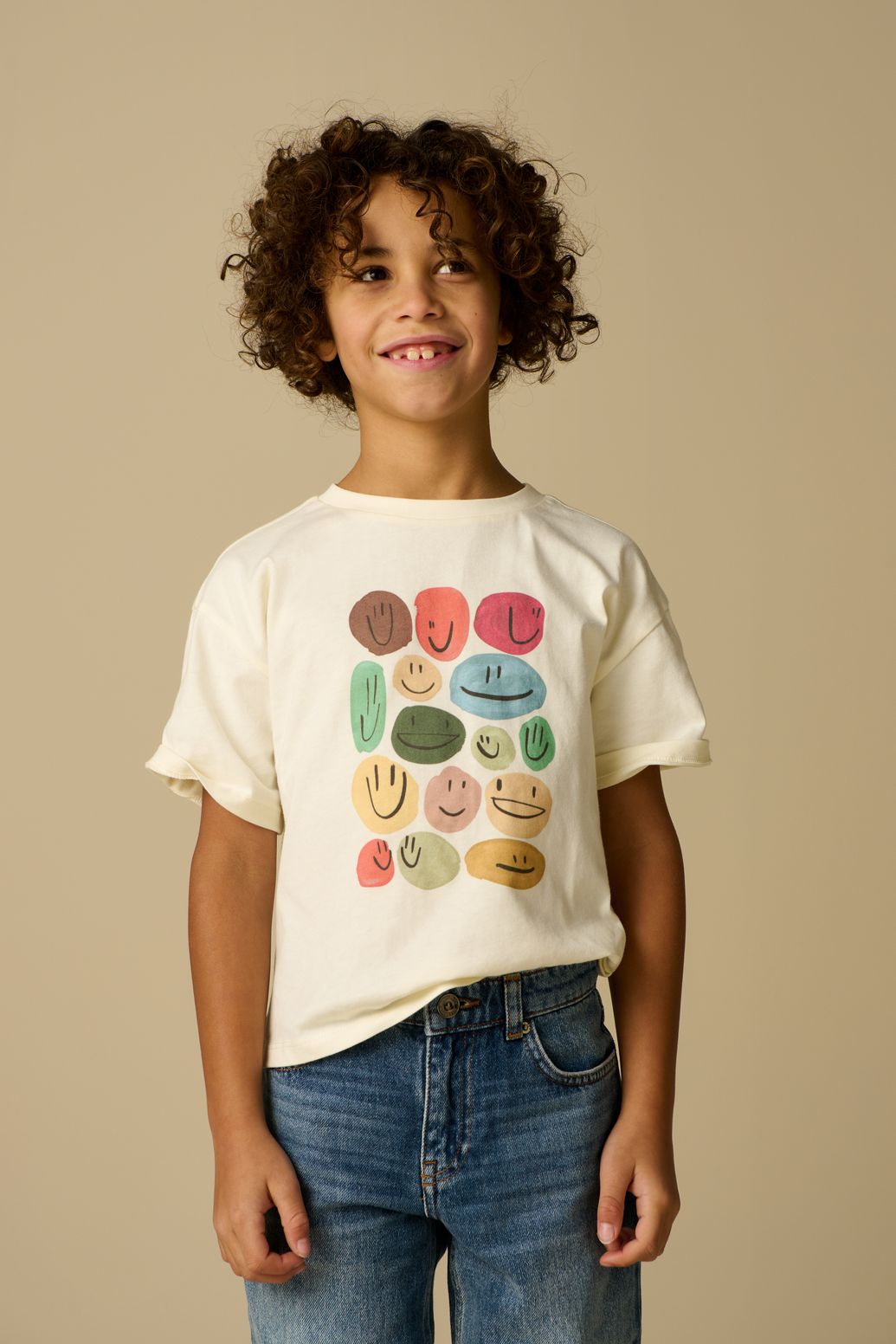 T-Shirt mit Artwork-Print - weiß