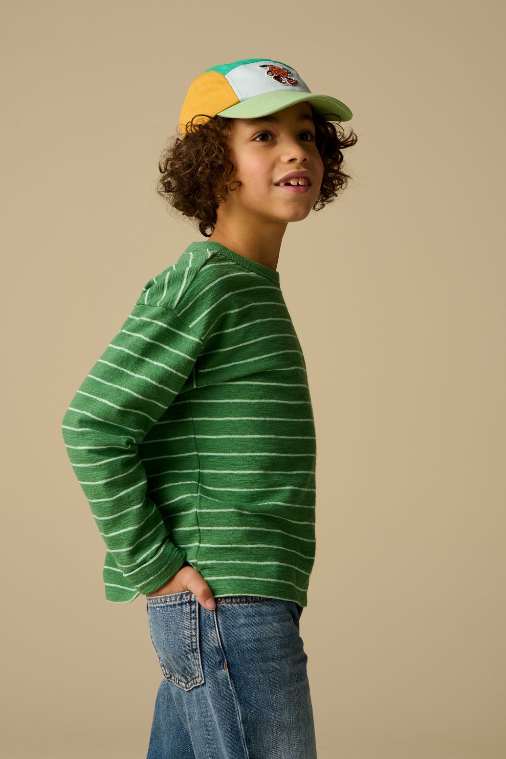 Donkergroene longsleeve met strepen