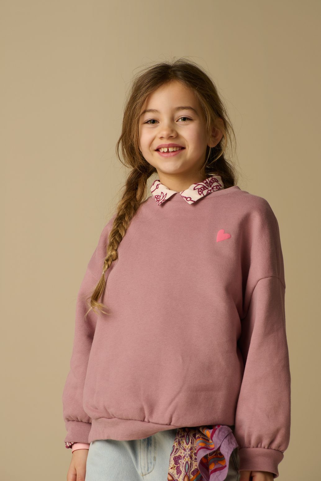 Roze sweater met artwork