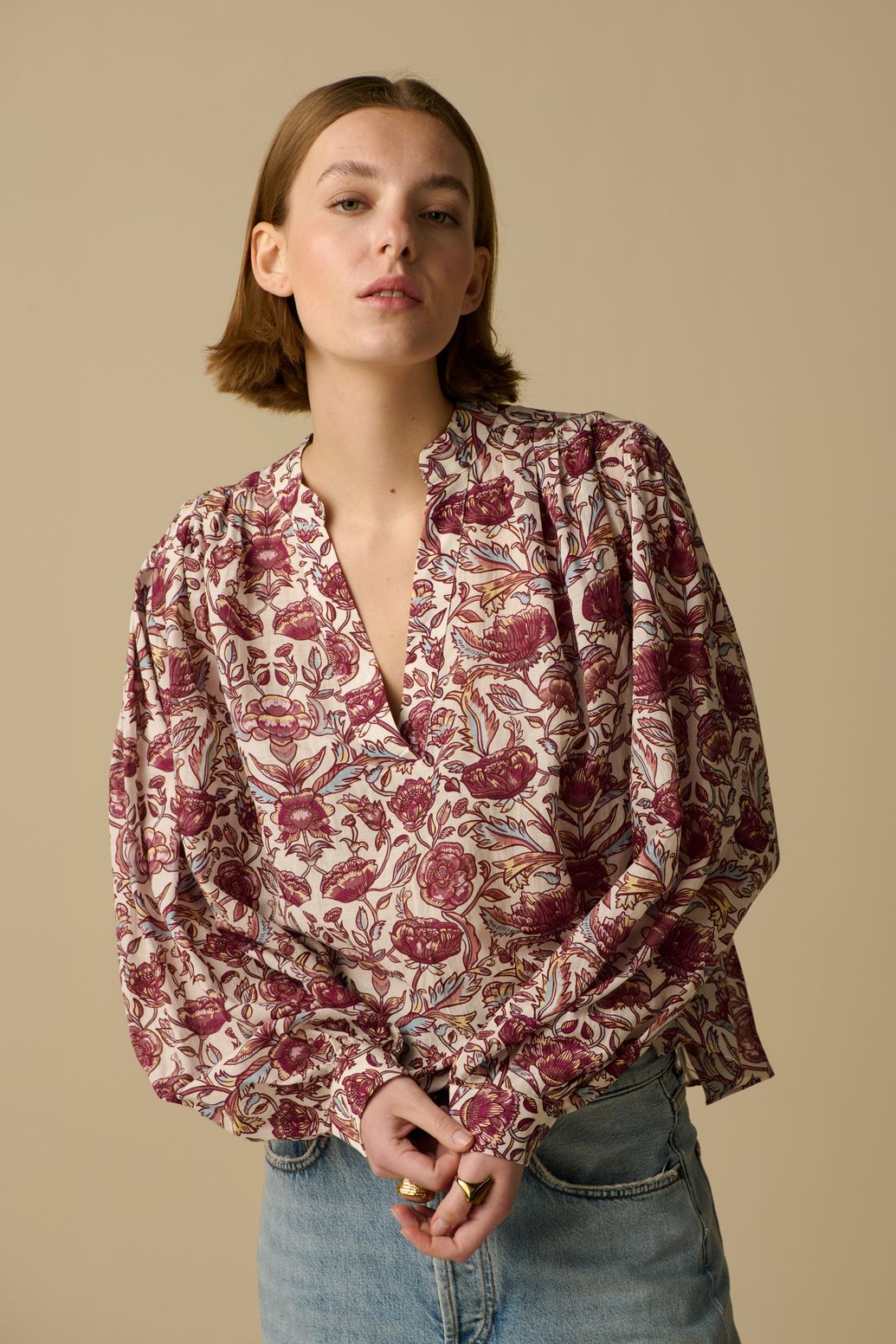 Blouse avec imprimé fleuri - blanc