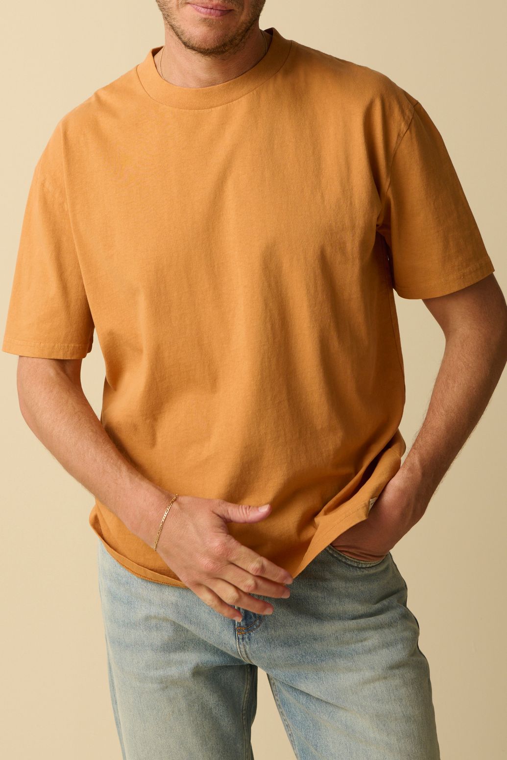 T-Shirt mit Stickerei - braun