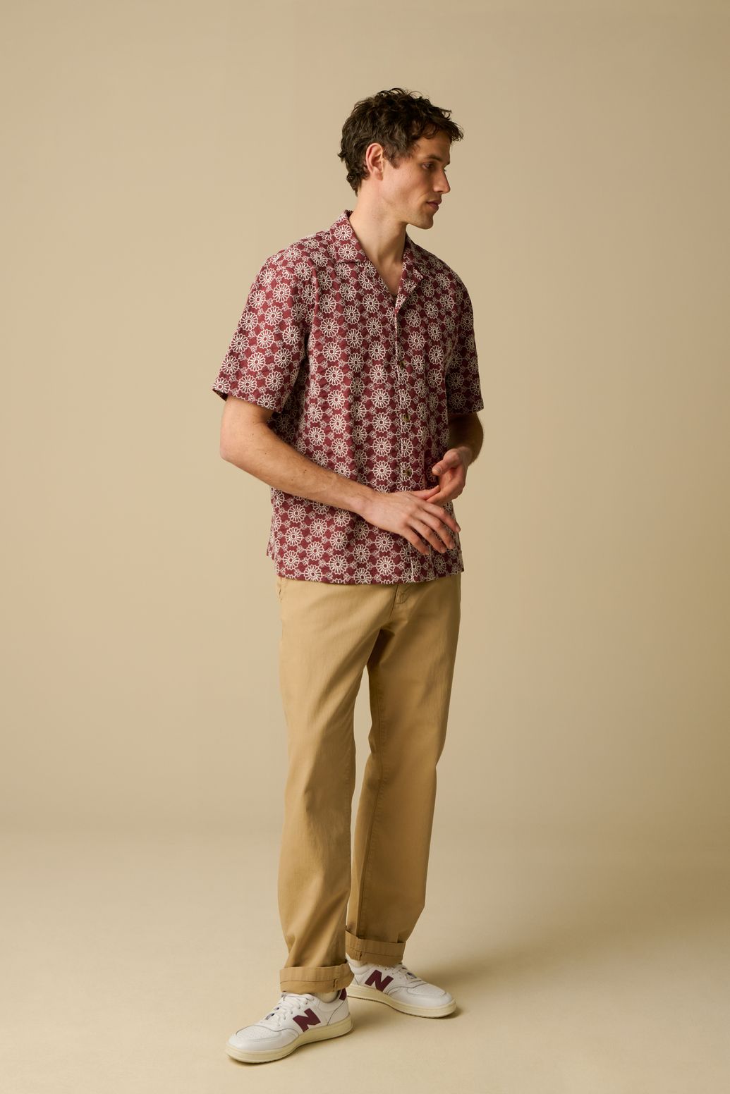 Chemise avec broderies - rouge foncé