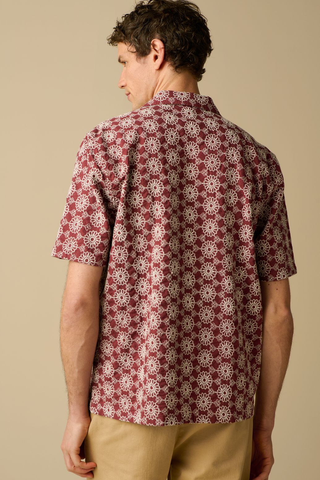 Chemise avec broderies - rouge foncé