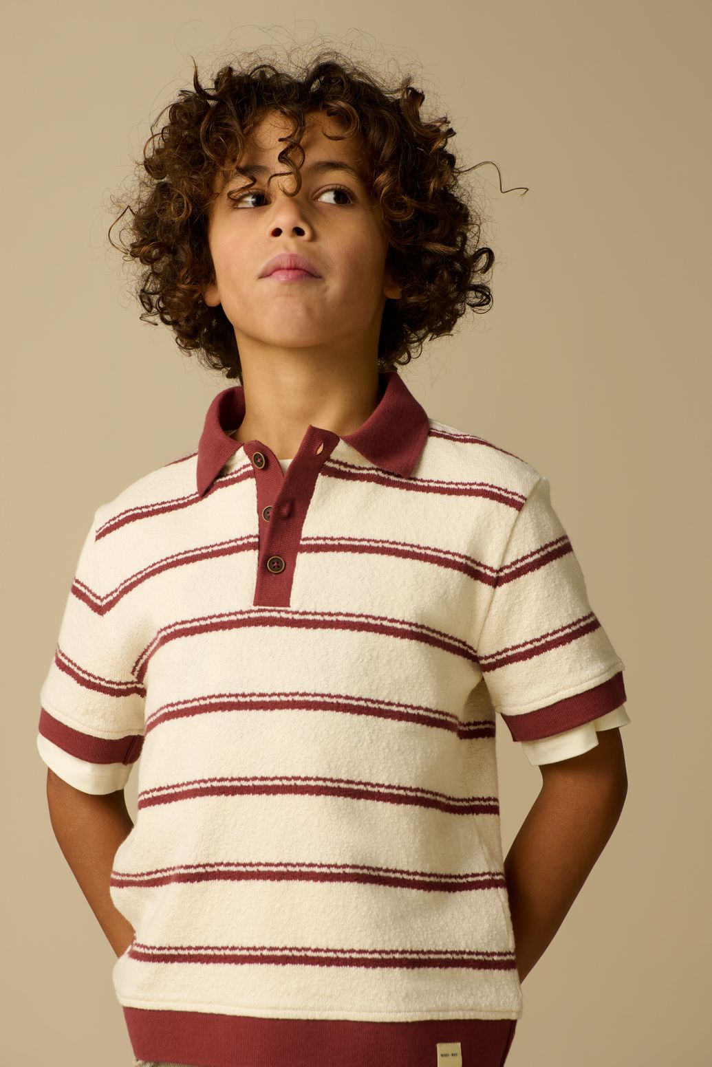 Gestreiftes Strick-Polo - dunkelrot