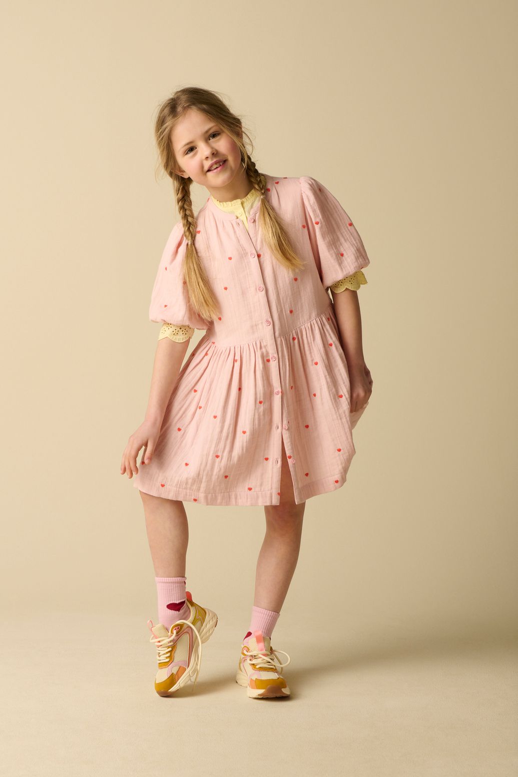 Roze jurk met hartjes embroidery