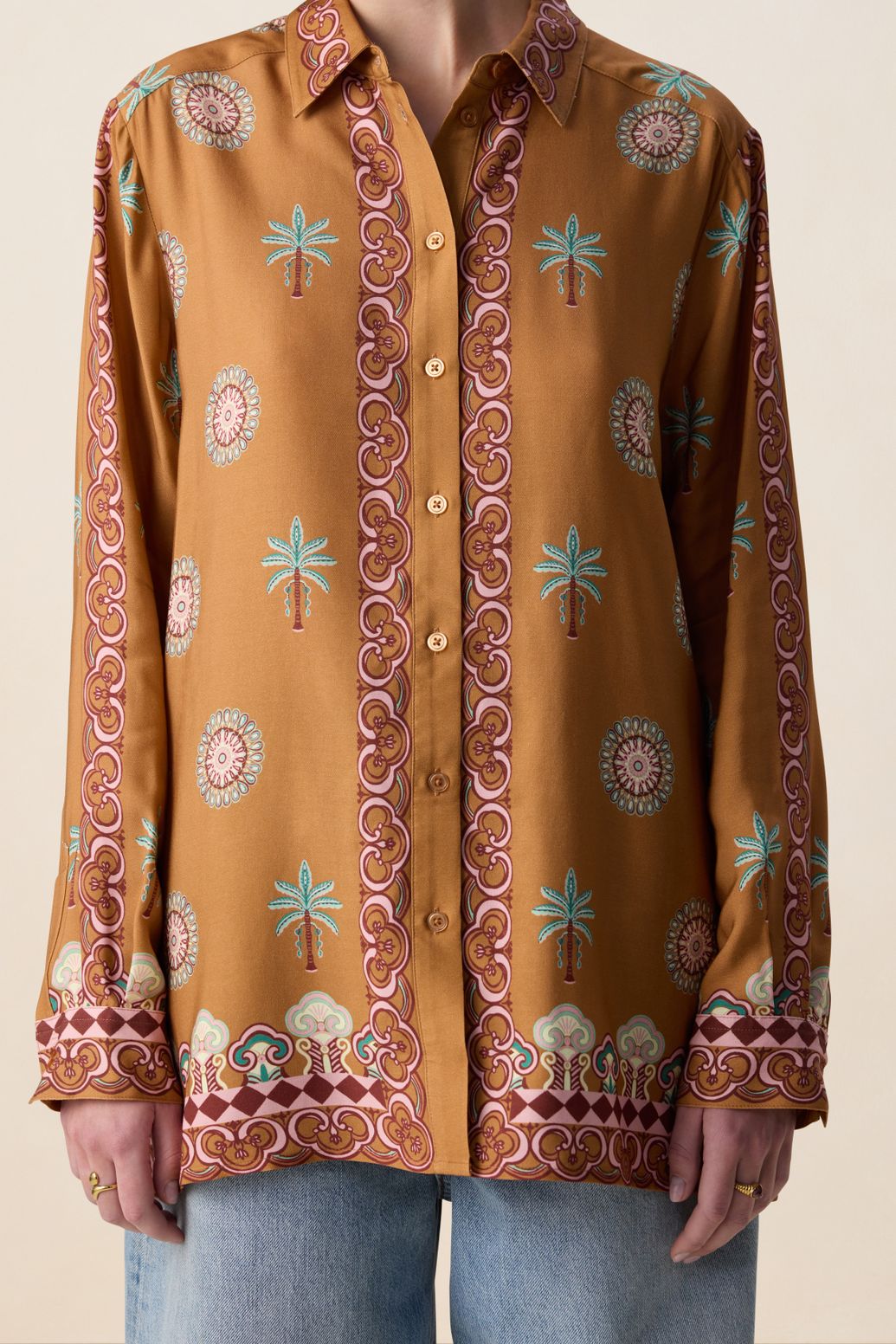 Bluse mit Palmenmuster - braun