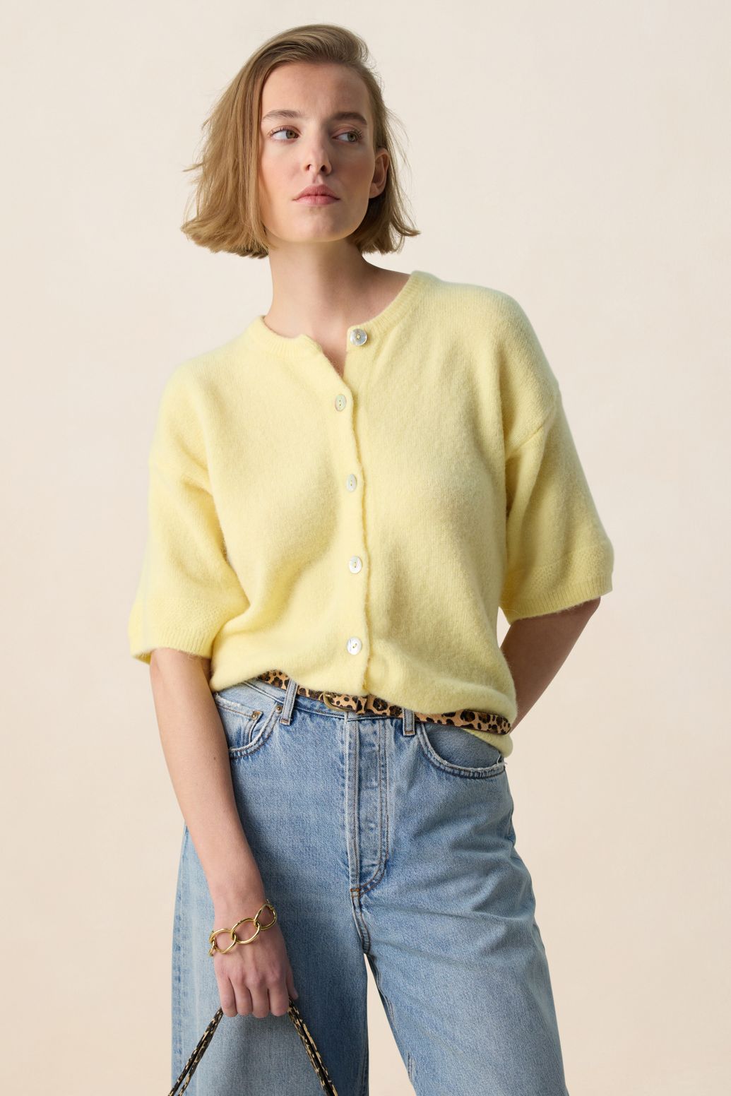 Lichtgeel gebreid vest