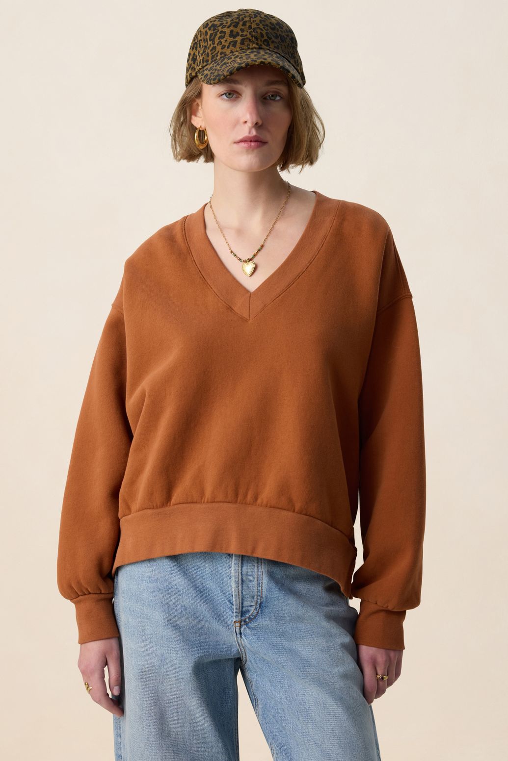 Sweat col V - marron foncé