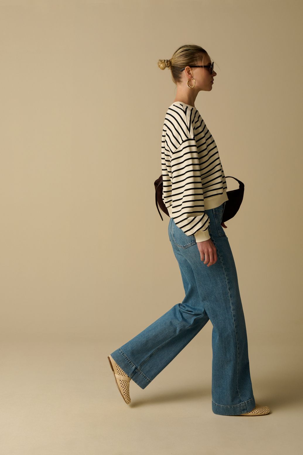 Gestreifter Oversize-Sweater - weiß