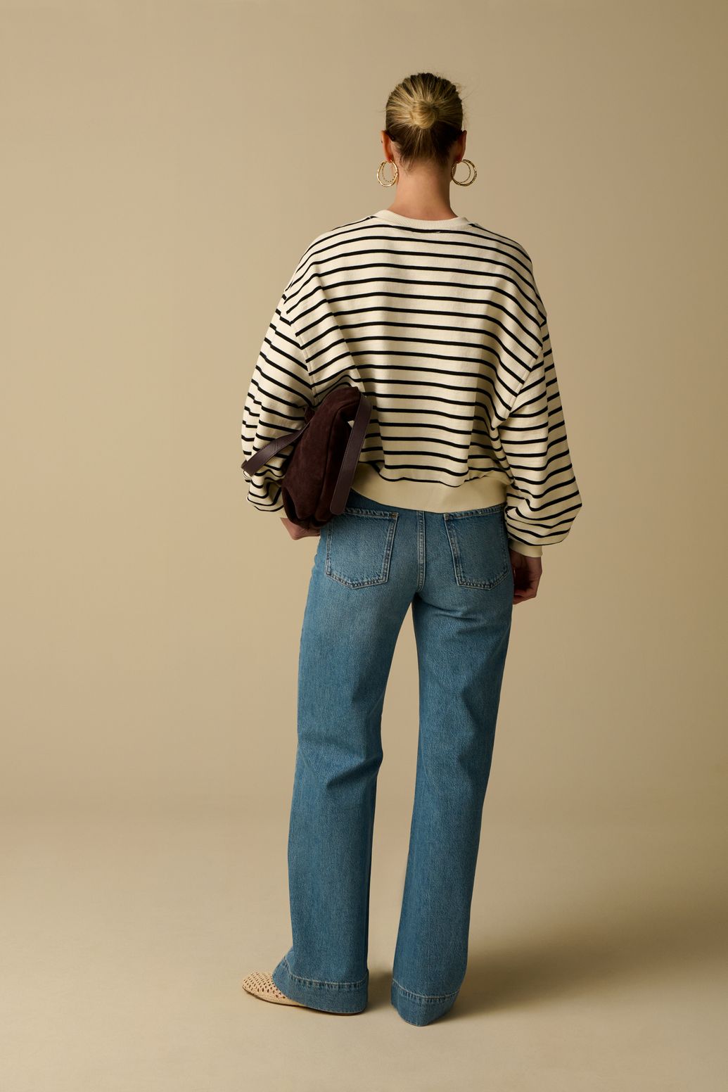 Gestreifter Oversize-Sweater - weiß