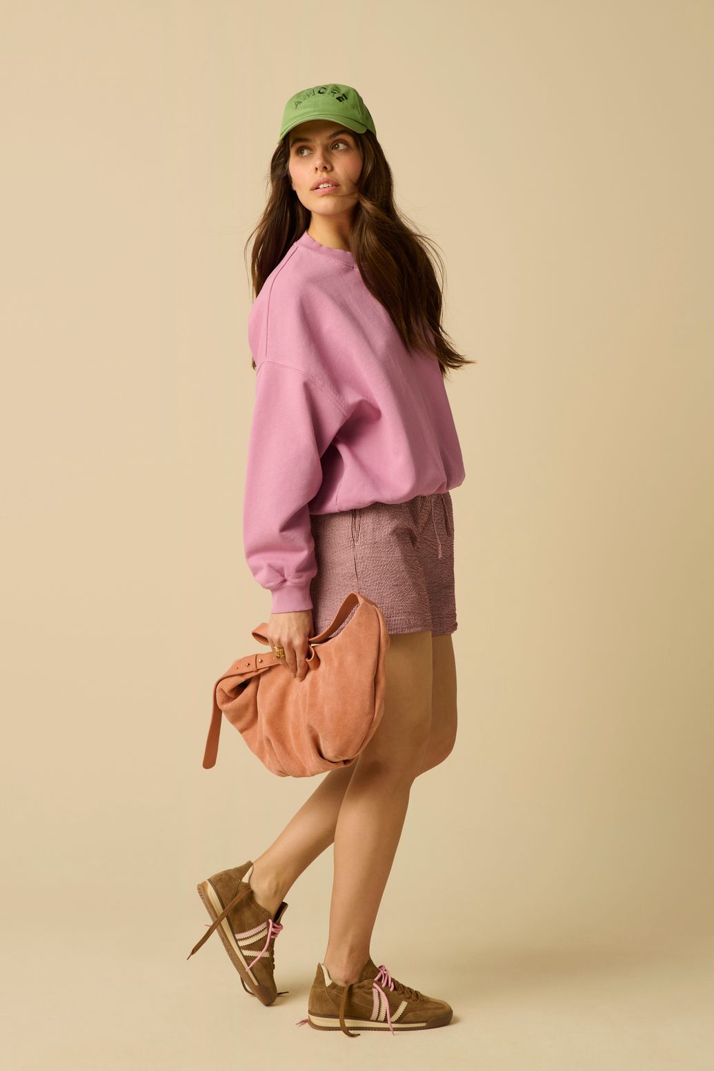 Sweater mit Stickerei - lila