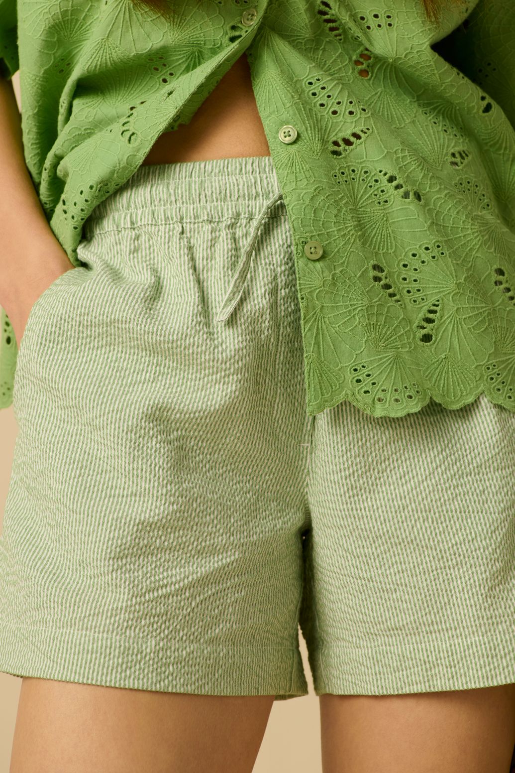 Groene gestreepte short