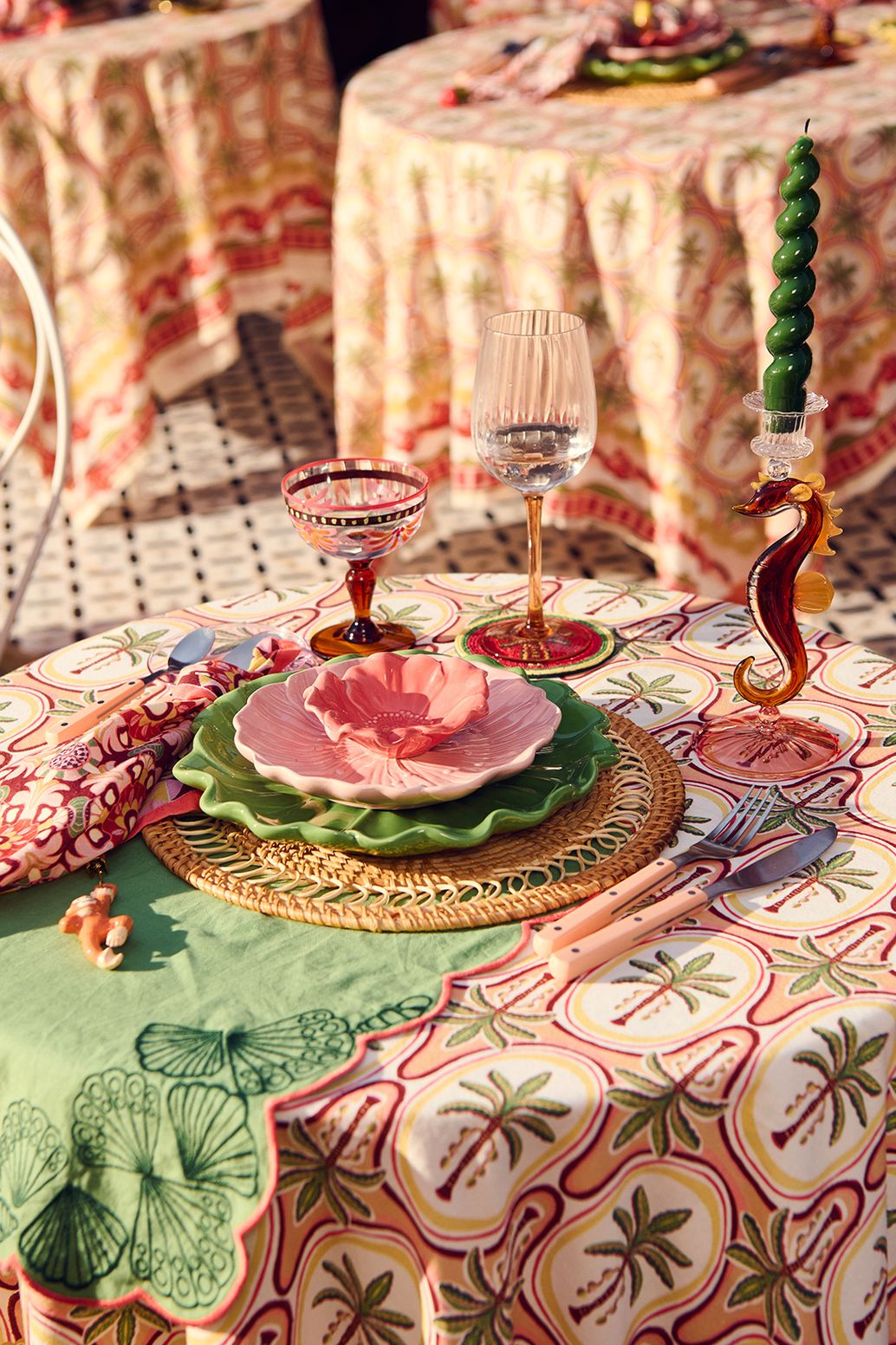 Verres à champagne avec fleurs - orange clair